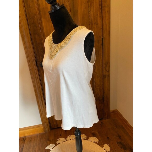 Sag Harbor Blouse Size 1X Top Sleeveless Rounded Neckine Stretch Stylish Dressy - Picture 4 of 9